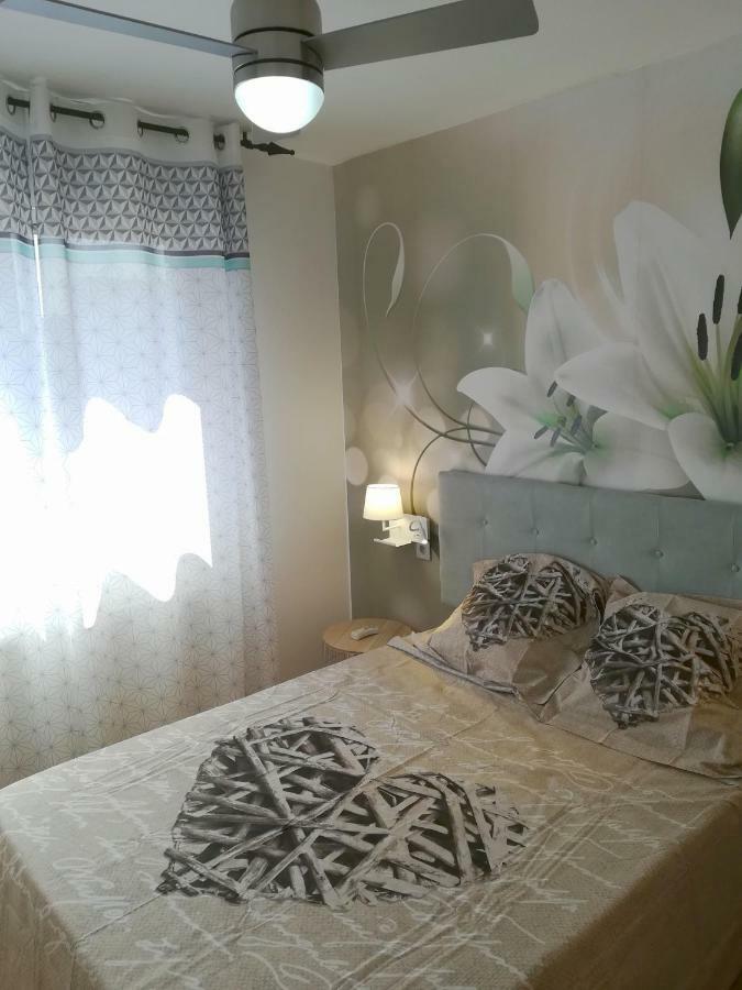 Atico Con Piscina Bellavista Apartment Tudela Luaran gambar